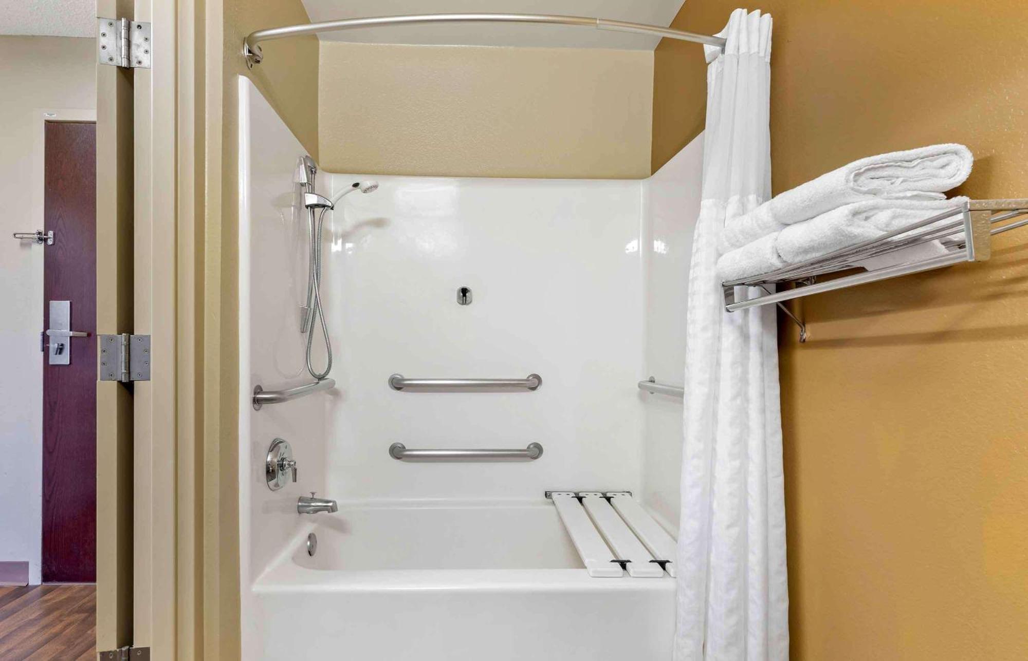 Extended Stay America Select Suites - Columbia - Ft Jackson Екстериор снимка