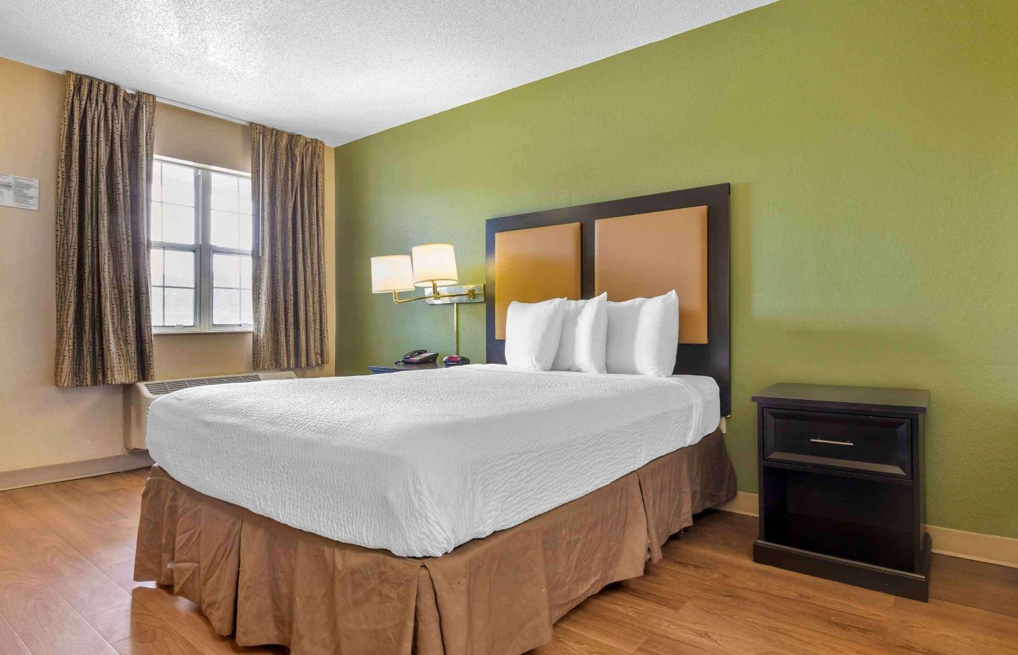Extended Stay America Select Suites - Columbia - Ft Jackson Екстериор снимка