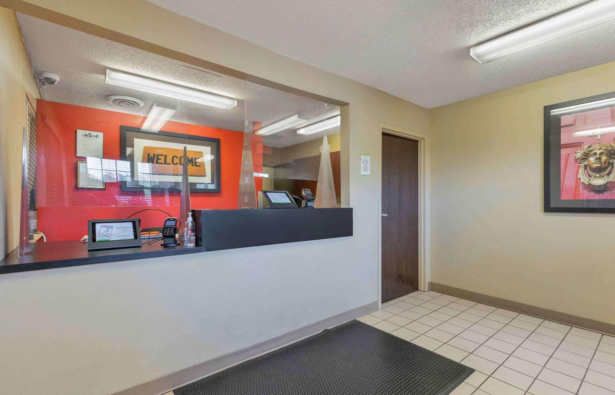 Extended Stay America Select Suites - Columbia - Ft Jackson Екстериор снимка