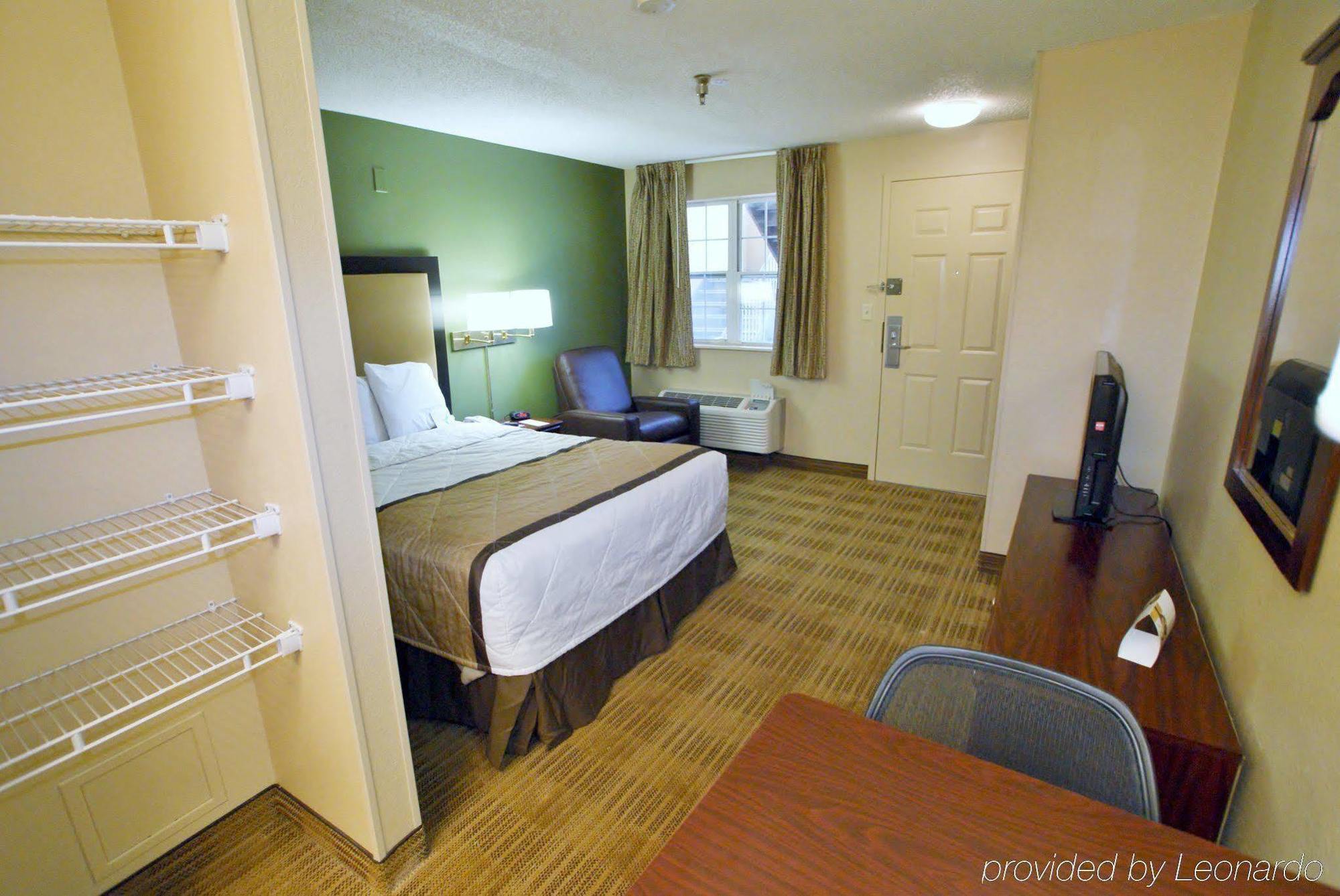 Extended Stay America Select Suites - Columbia - Ft Jackson Екстериор снимка