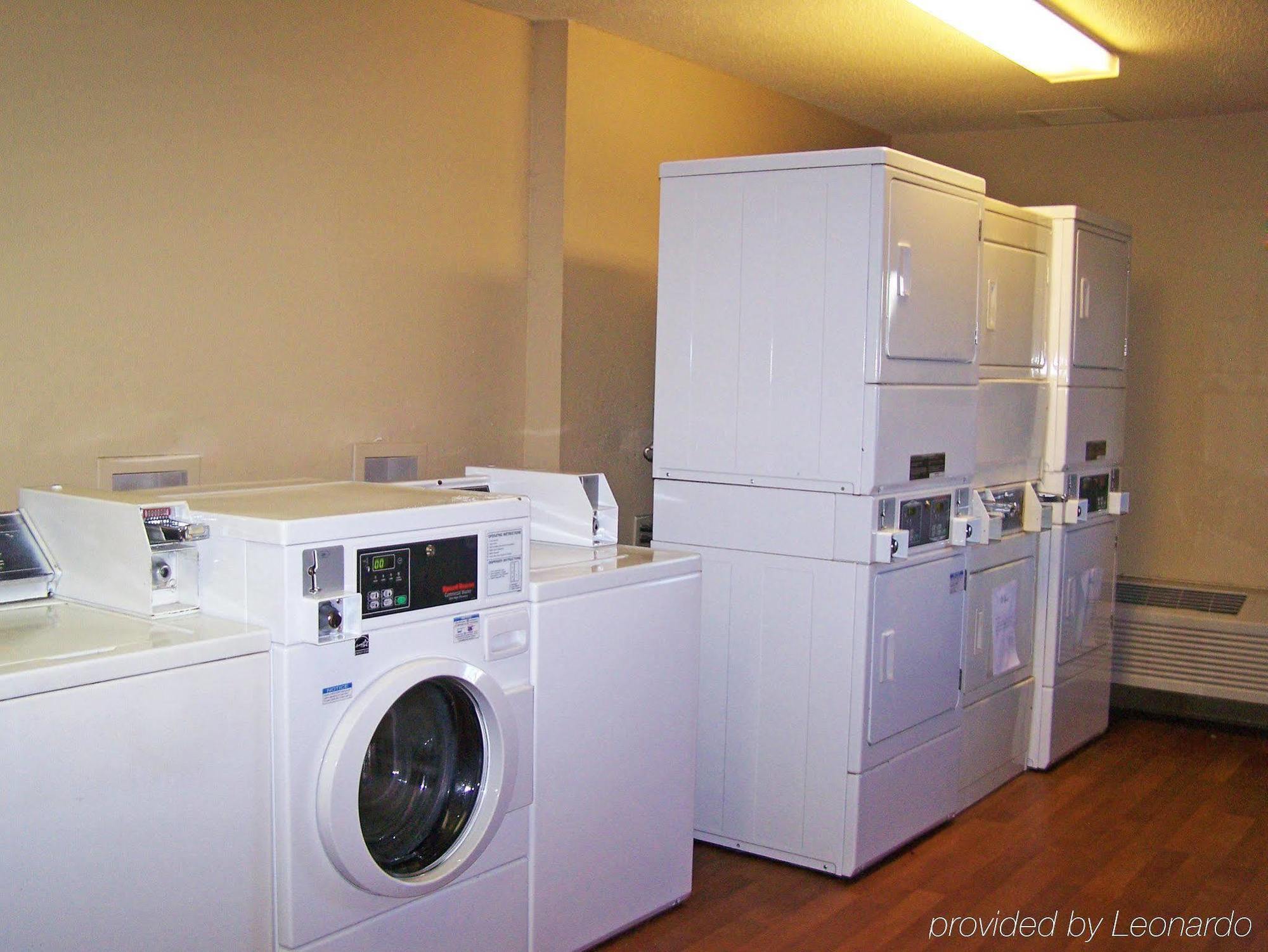 Extended Stay America Select Suites - Columbia - Ft Jackson Екстериор снимка